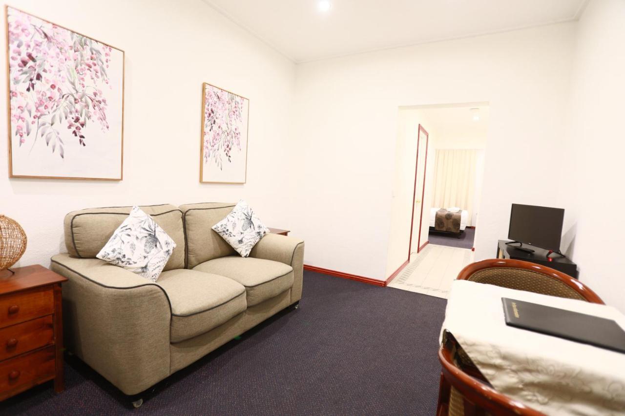 The Esplanade Motel Lakes Entrance Exterior foto